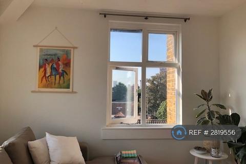 undefined, Adelina Grove, London, E1