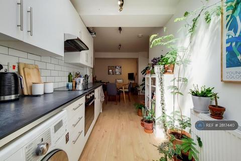 undefined, Farleigh Road, London, N16