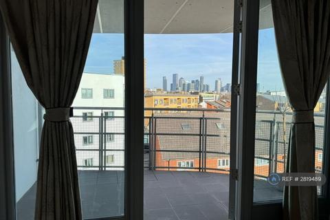 2 bedroom flat to rent, Eugenia Road, London, SE16