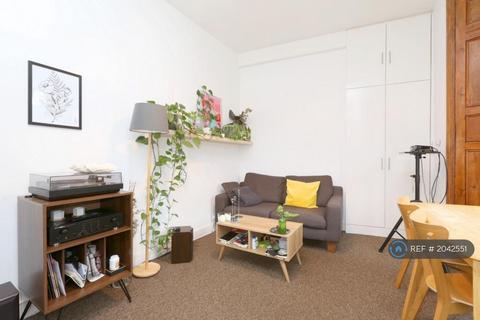 undefined, Farleigh Rd, London, N16
