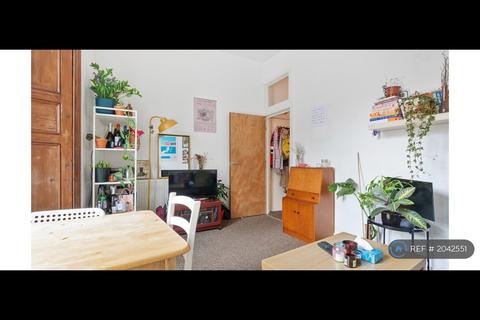 undefined, Farleigh Rd, London, N16