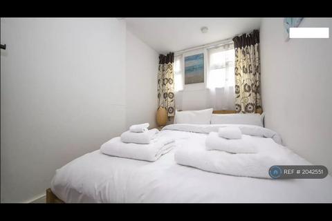 undefined, Farleigh Rd, London, N16