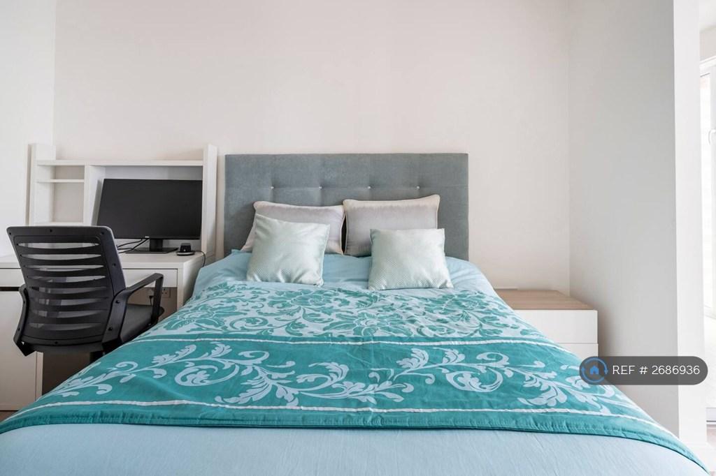 Ensuite Bedroom (4)