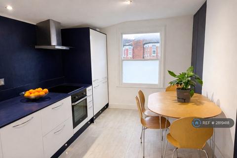 undefined, Whittington Road, London, N22