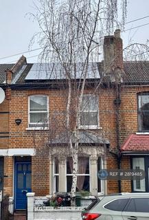 undefined, Queen Elizabeth Road, London, E17