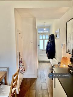 undefined, Queen Elizabeth Road, London, E17