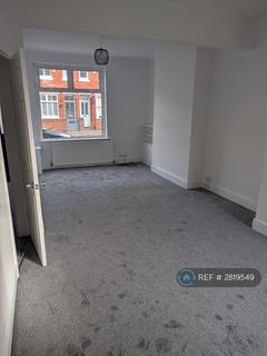 2 bedroom terraced house to rent, Westminster Avenue, Stockport, SK5