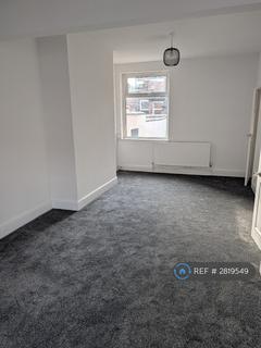 2 bedroom terraced house to rent, Westminster Avenue, Stockport, SK5