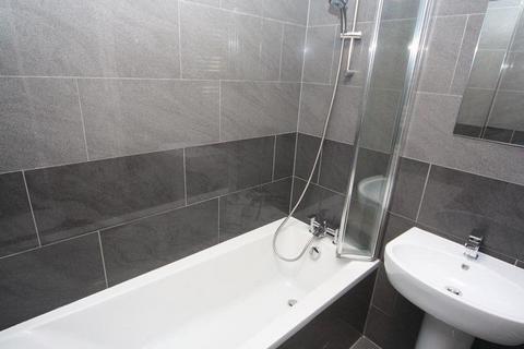 1 bedroom apartment to rent, Farrier Road, Northolt