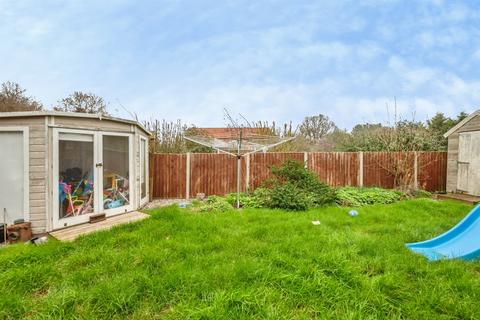 3 bedroom detached house for sale, Sampson Road, North Walsham