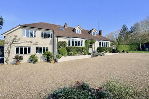 4 bedroom detached house for sale, Harvest Hill, Bourne End SL8