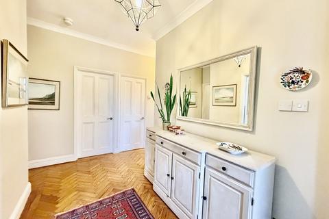 4 bedroom detached house for sale, Harvest Hill, Bourne End SL8