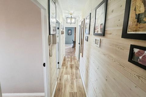 2 bedroom apartment for sale, Thornbank North, Bolton