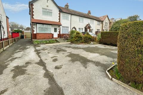 Newbrook Road, Over Hulton