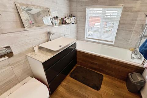 3 bedroom semi-detached house for sale, Pilkington Road, Kearsley