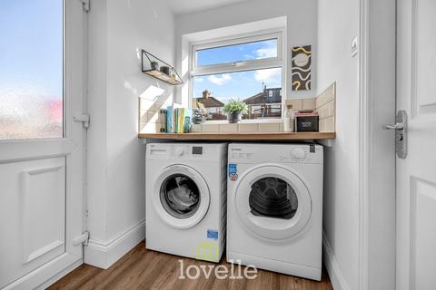 3 bedroom terraced house for sale, Columbia Road, Grimsby DN32