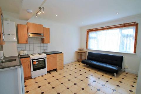 undefined, Carlyon Avenue, Harrow