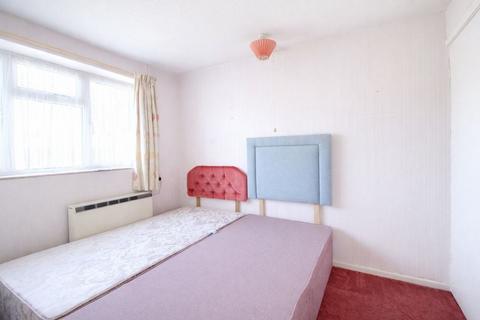 2 bedroom apartment for sale, Theobalds Close, Cuffley EN6