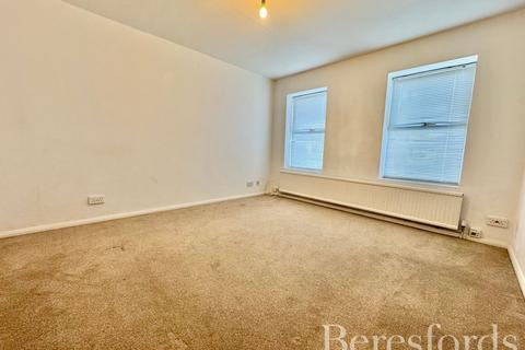3 bedroom end of terrace house for sale, Hawthorn Avenue, Colchester, CO4