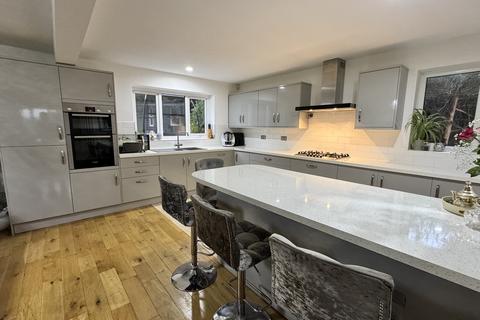 undefined, Poynt Chase, Worsley M28