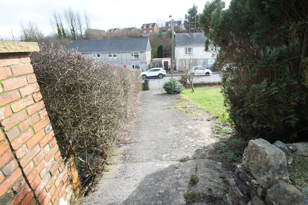 Photo 25