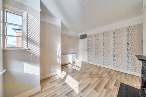 3 bedroom terraced house to rent, Abbey Road, Croydon, Surrey, CR0