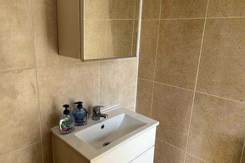 undefined, Ickburgh Road, London E5