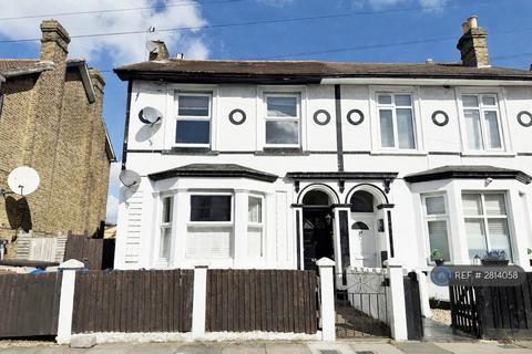 2 bedroom flat to rent, London, London, SW17
