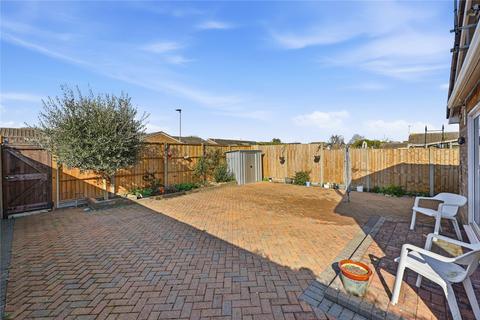 3 bedroom bungalow for sale, Chagford Close, Bedford, Bedfordshire, MK40
