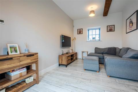 undefined, Bull Farm Close, Beds LU7