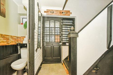 3 bedroom end of terrace house for sale, Kennedy Drive - Eldene, Swindon, SN3