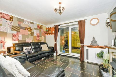 3 bedroom end of terrace house for sale, Kennedy Drive - Eldene, Swindon, SN3