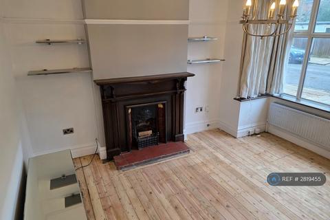 2 bedroom flat to rent, Longley Road, Harrow, HA1