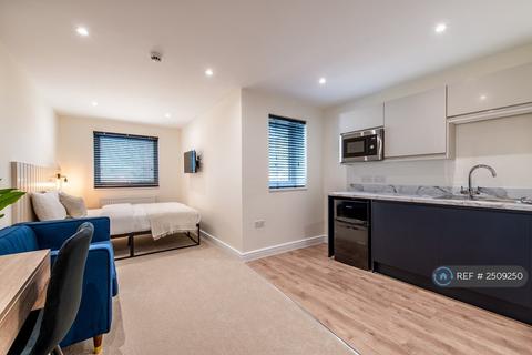 1 bedroom in a house share to rent, Copenhagen Road, Gillingham, ME7