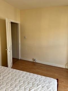 undefined, Grove Road, Hounslow