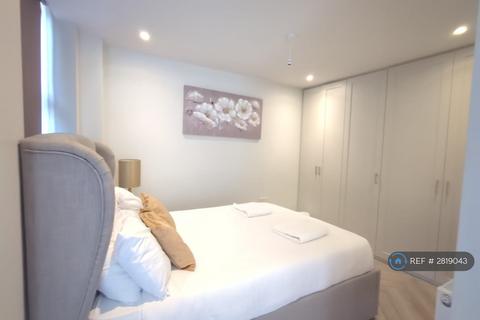 undefined, Grand Drive, London, SW20