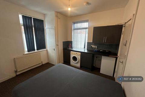 undefined, Henry St, Wakefield, WF2