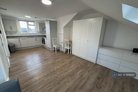 undefined, The Broadway, Southall, UB1