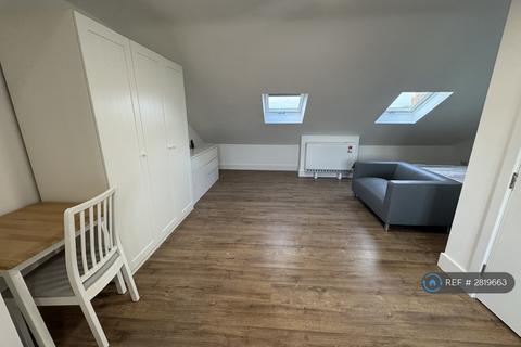 undefined, The Broadway, Southall, UB1