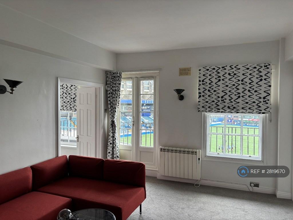 Living Room (On-Looking Cap)