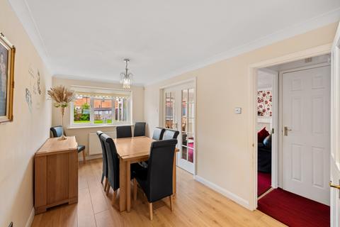 undefined, Grasslands, Horley RH6