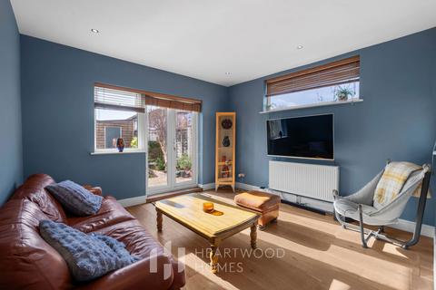2 bedroom maisonette for sale, Castle Road, St. Albans, AL1 5DG