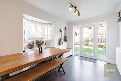 3 bedroom semi-detached house for sale, Elan Close, Kings Hill, ME19