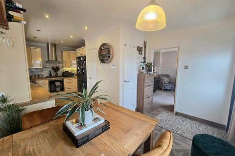 undefined, Highland Close, Sarn, CF32