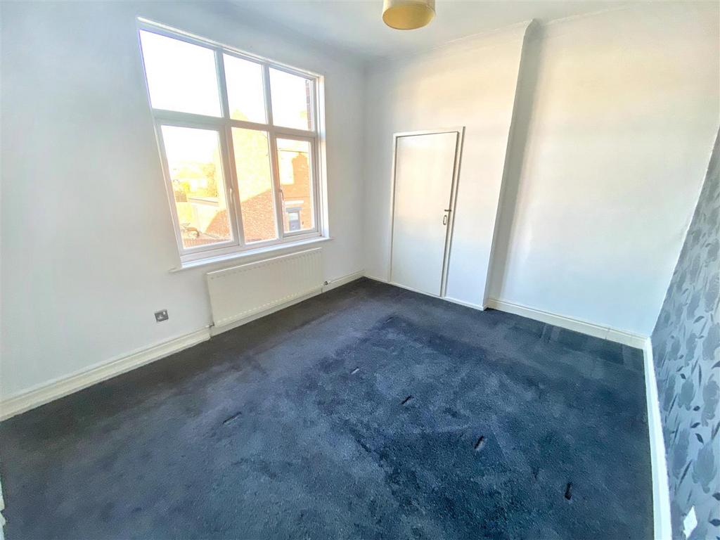 Bedroom One.jpg