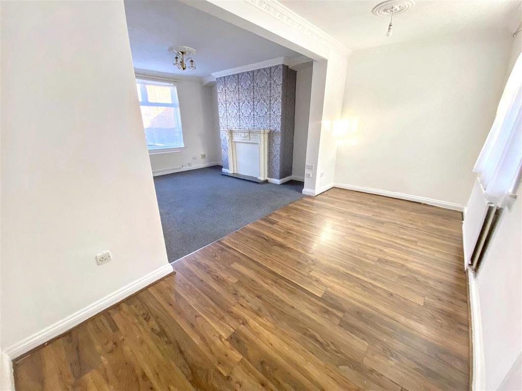 Dining Room.jpg
