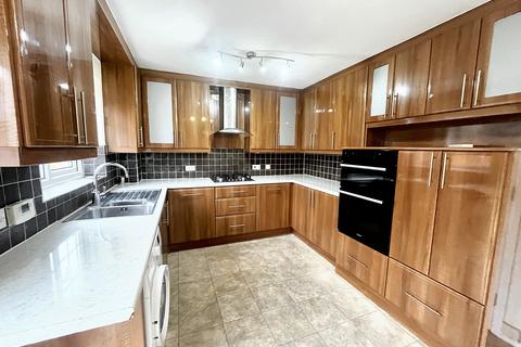 undefined, Coe Spur, Slough SL1