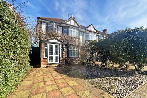 3 bedroom end of terrace house for sale, Aragon Road, Kingston Upon Thames, KT2