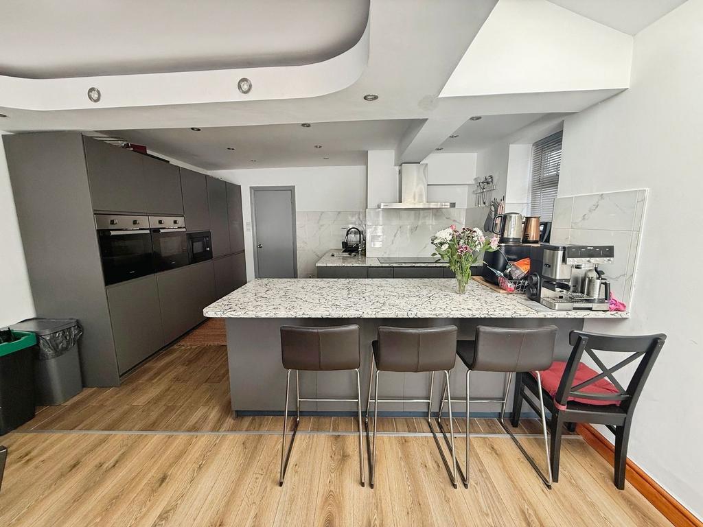 Kitchen/Living Room