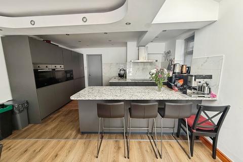 5 bedroom semi-detached house for sale, Davidson Road, Croydon CR0